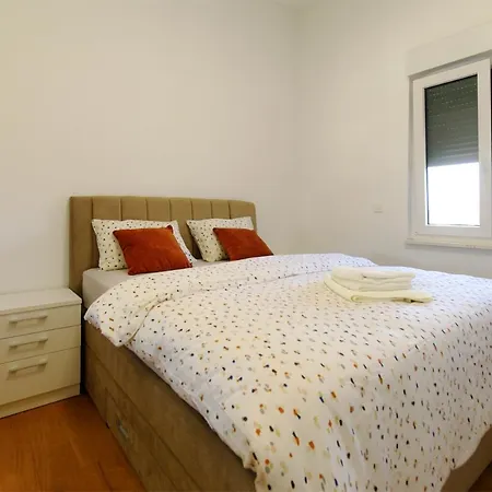 Murter-new, 1 Season Id 931 Apartman Murter